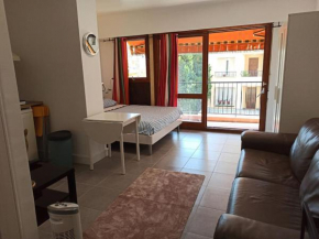 Studio 4 pers, terrasse, climatisation, parking inclus